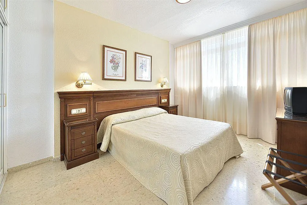 Apartamentos Don Gustavo Benalmádena 0*,  Espanha