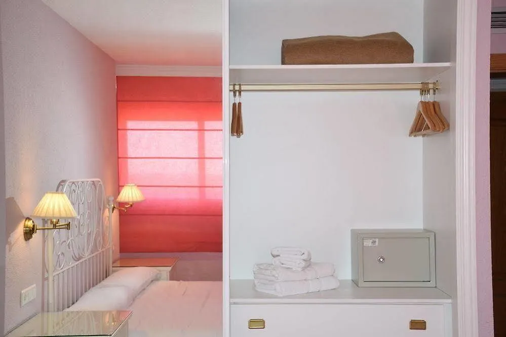 Apartamentos Don Gustavo Benalmadena Apartment